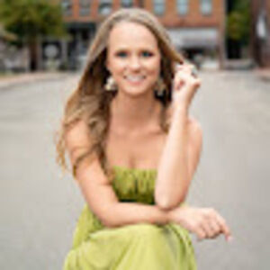 Meet your Posher, Nicole